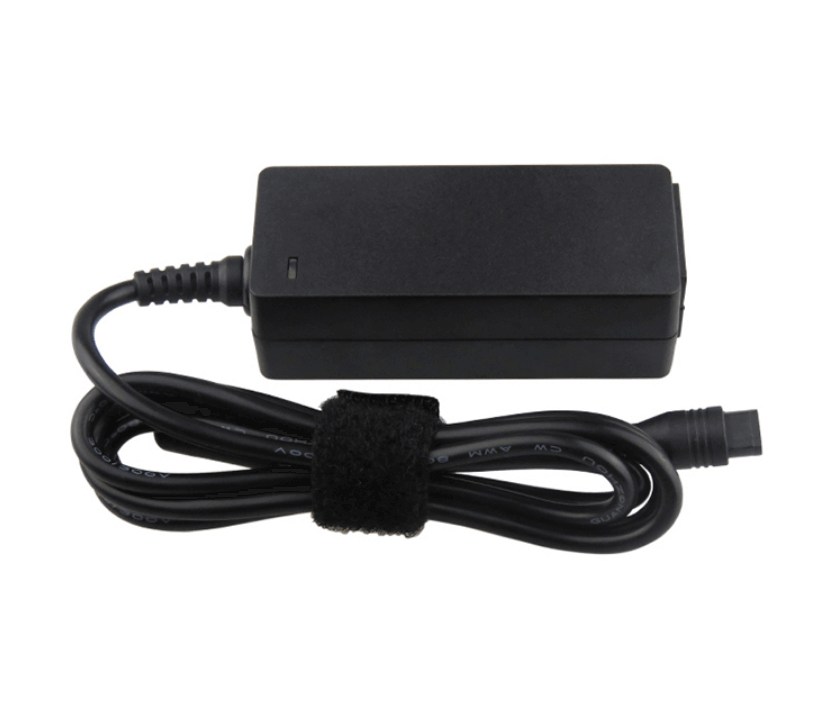 90W Portable Universal Laptop Charger 15-20V 14Tips With IEC Disconnected